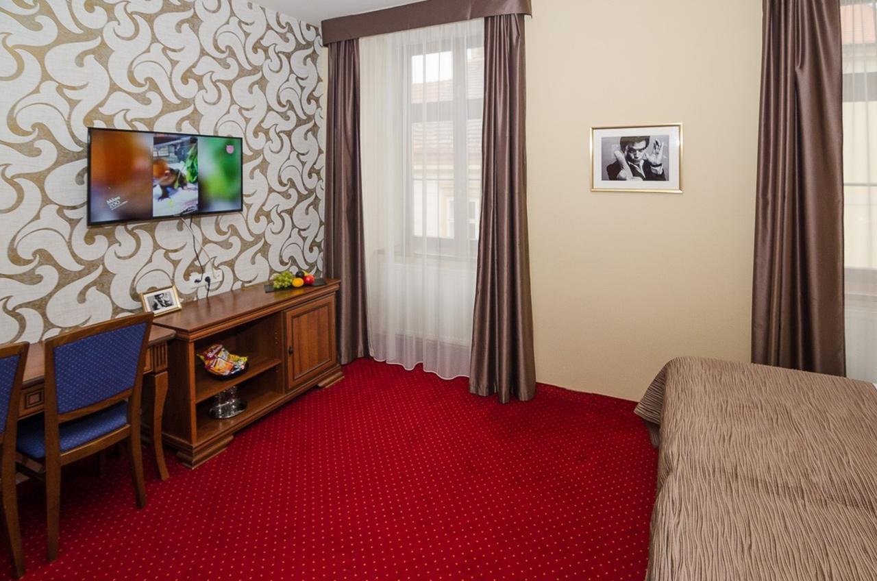 Hejtmansky Dvur Hotel Slany Ngoại thất bức ảnh